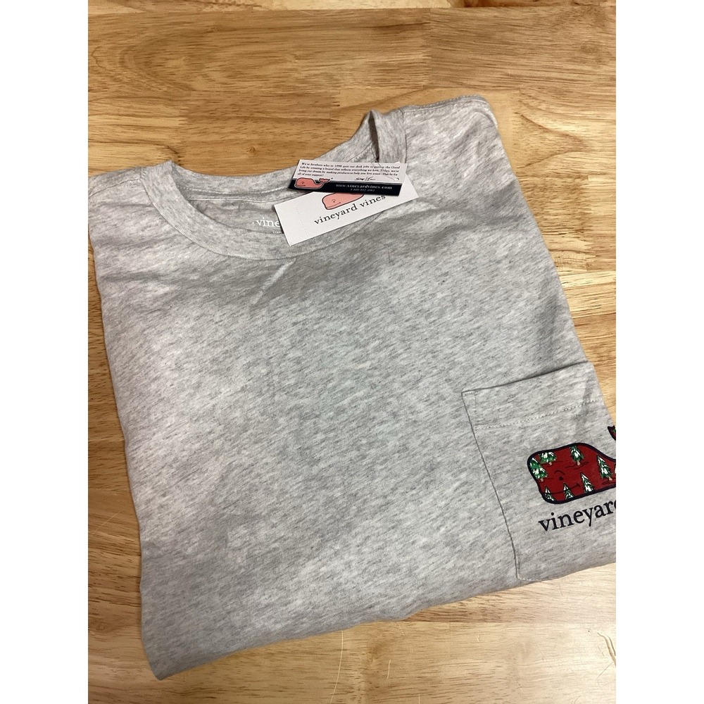 NWT Mens VIneyard Vines "Tree Farm" Long sleeved pocket cotton tee XL gray - Picture 1 of 11